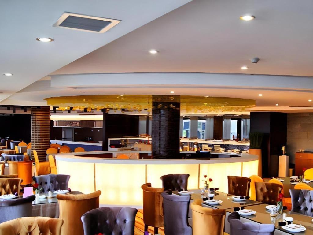 Fortune Hotel לונגיאן מראה חיצוני תמונה
