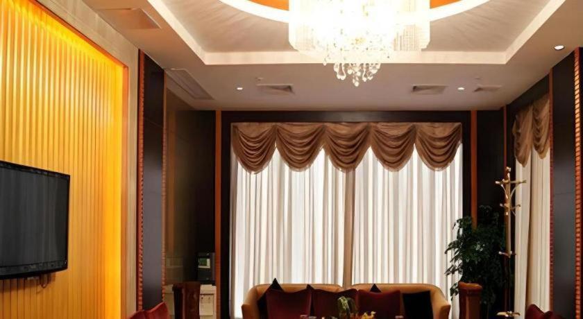 Fortune Hotel לונגיאן מראה חיצוני תמונה