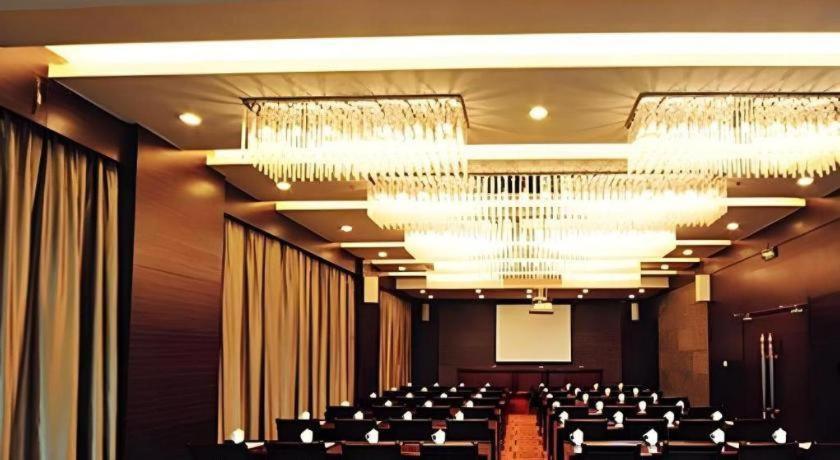 Fortune Hotel לונגיאן מראה חיצוני תמונה